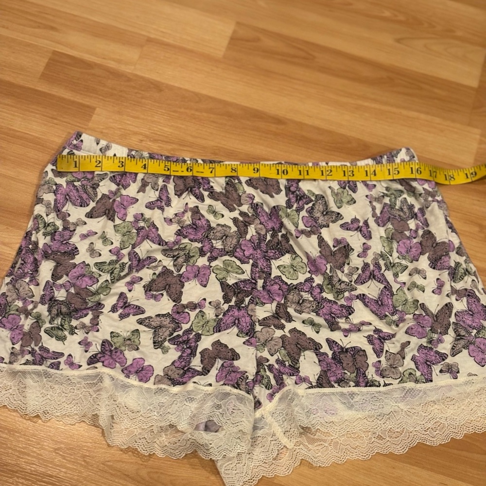 Ambrielle Purple Butterfly‎ Sleepwear Set - Picture 5 of 5